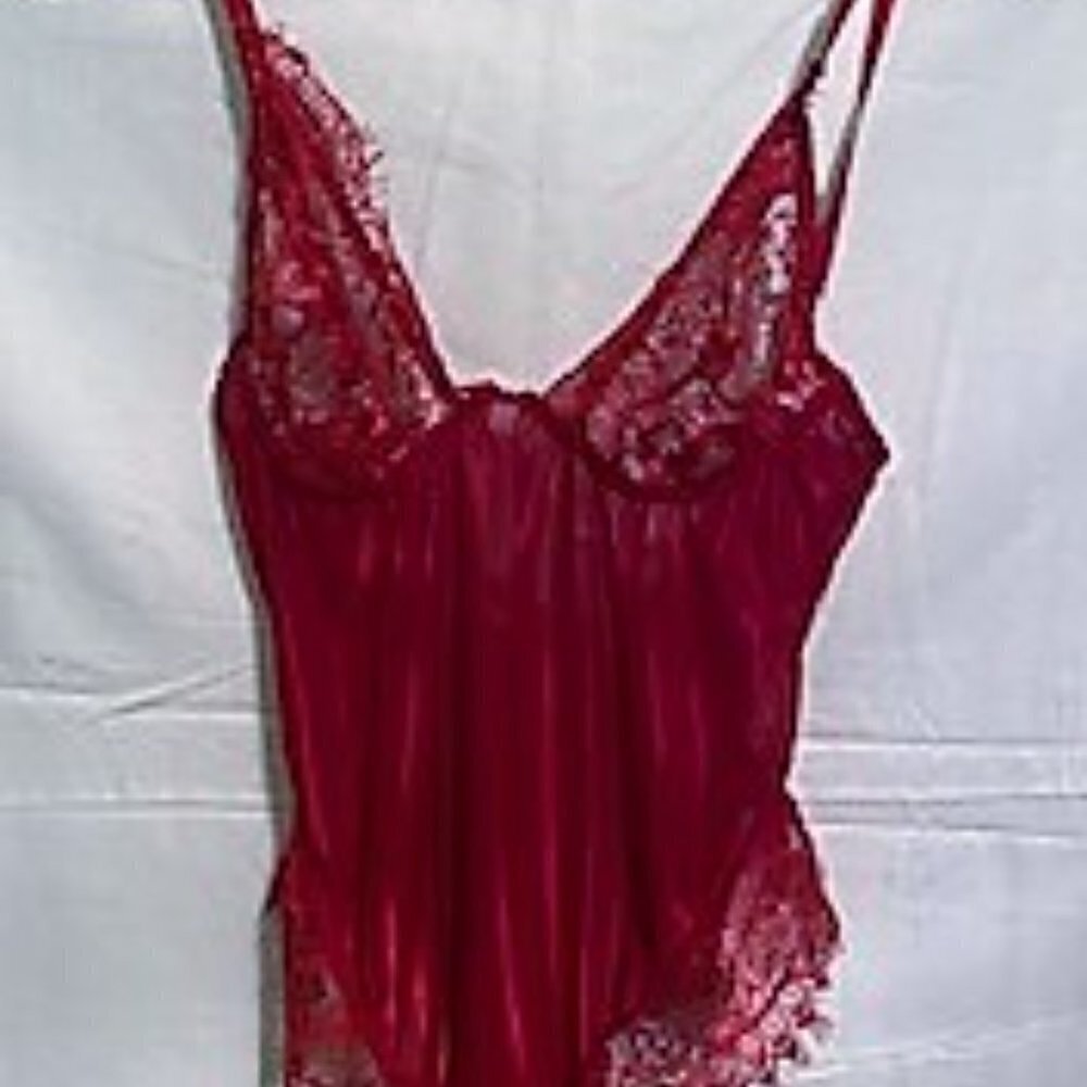 Callie Lives Designed Sexy Nightie - Picture 3 of 9